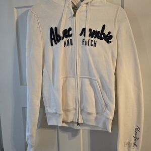 Abercrombie & Fitch Cream Hoodie with Navy Accents